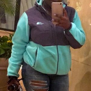 The Northface Denali with Hood Teal
